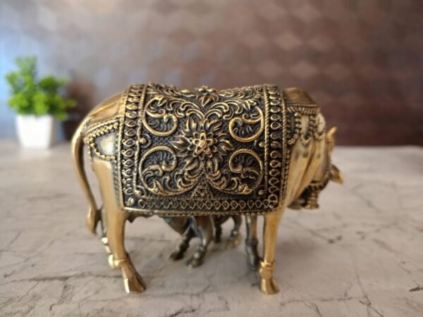 Buy Brass fine art Cow and Calf at Whole Market 3" Jaipur,India - Image 3