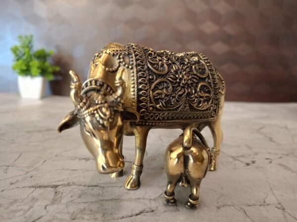 Buy Brass fine art Cow and Calf at Whole Market 3" Jaipur,India - Image 2