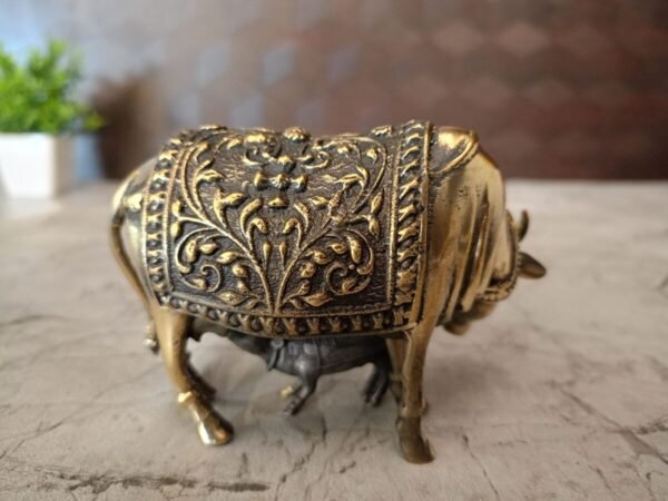 Buy Brass fine art Gomatha at wholesale Price 2.5" Moradabad, India - Image 3