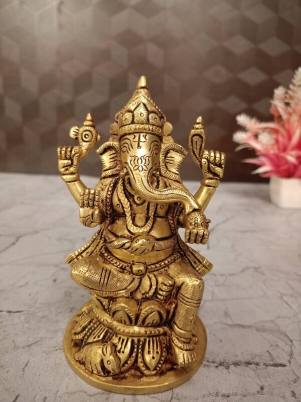 Brass Idampuri Ganesh at wholesale dealer