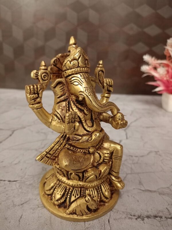 Buy Brass Idampuri Ganesh at wholesale dealer 5.5" Jaipur, India - Image 2