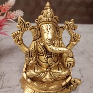 Brass Maha Ganapathy on Lotus at Wholesale Dealer