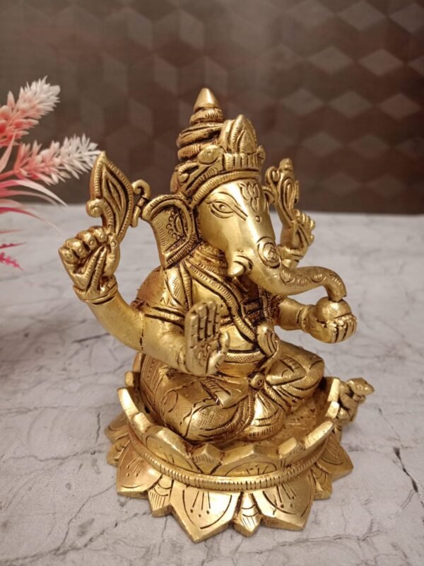 Buy Brass Maha Ganapathy on Lotus at Wholesale Dealer 5" Chennai, India - Image 2