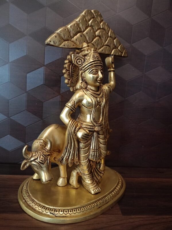 Buy Brass Krishna Holding Govarthanan Mountain at Wholesale Price 11.5" Coimbatore,India - Image 2