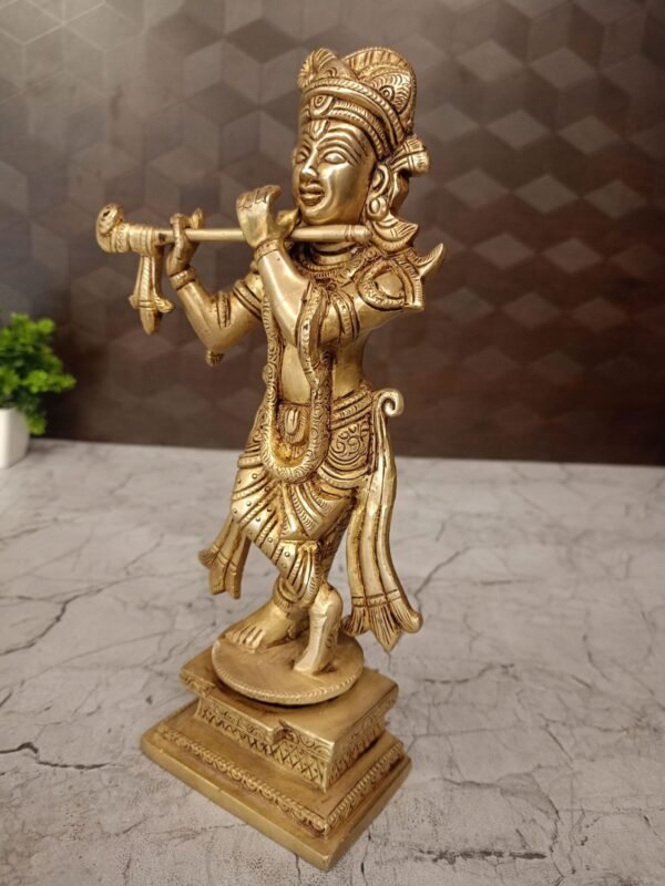 Buy Brass Lord Krishna on Round Base at wholesale Dealer 9.5" Swamimalai ,India - Image 4