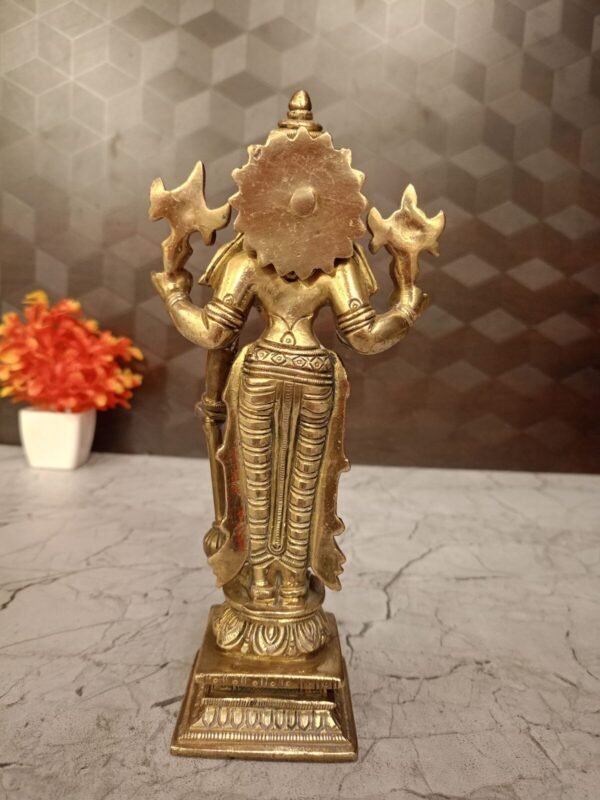 Buy Brass Maha Vishnu Idol Wholsaler Bangalore Karnataka,India|100% Pure Brass Idols - Image 3