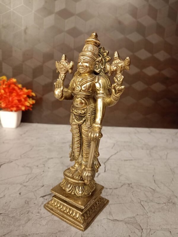 Buy Brass Maha Vishnu Idol Wholsaler Bangalore Karnataka,India|100% Pure Brass Idols - Image 4