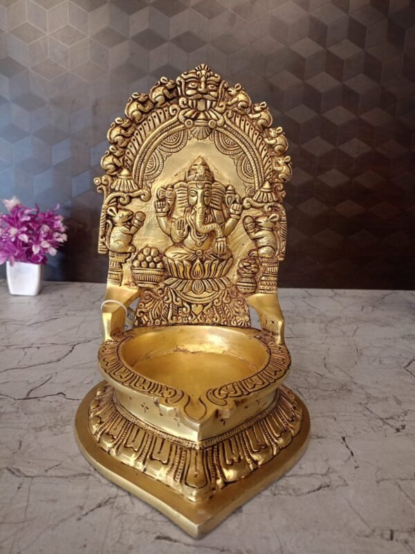 Brass Ganesha Diya at Wholesale Price