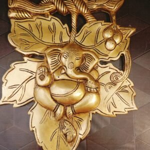 Brass Ganesha on Banyan Leaf wall mount Maufacturer