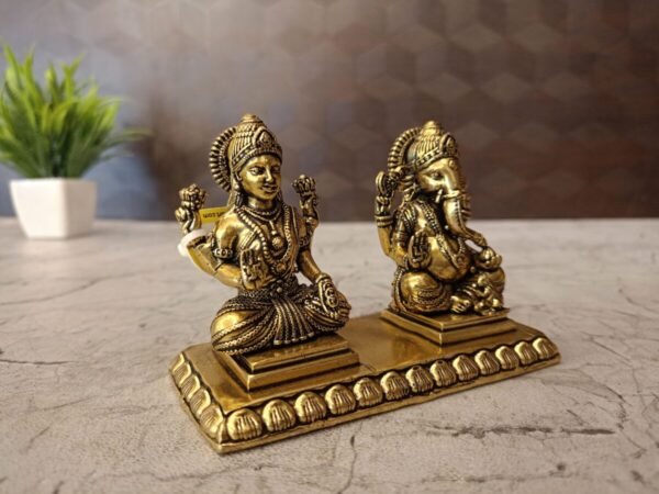 Buy Brass Fine art Lakshmi and Ganesha on Chowki at Wholesale Price Aligarh, India | 100% Pure Brass Idols Manufacturer - Image 3