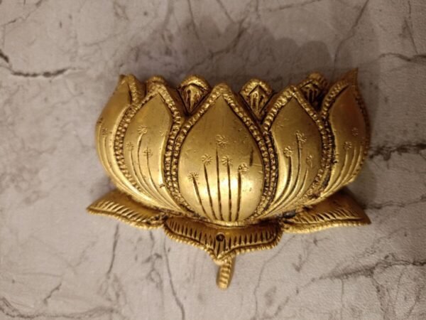 Brass Lotus Wall Mount