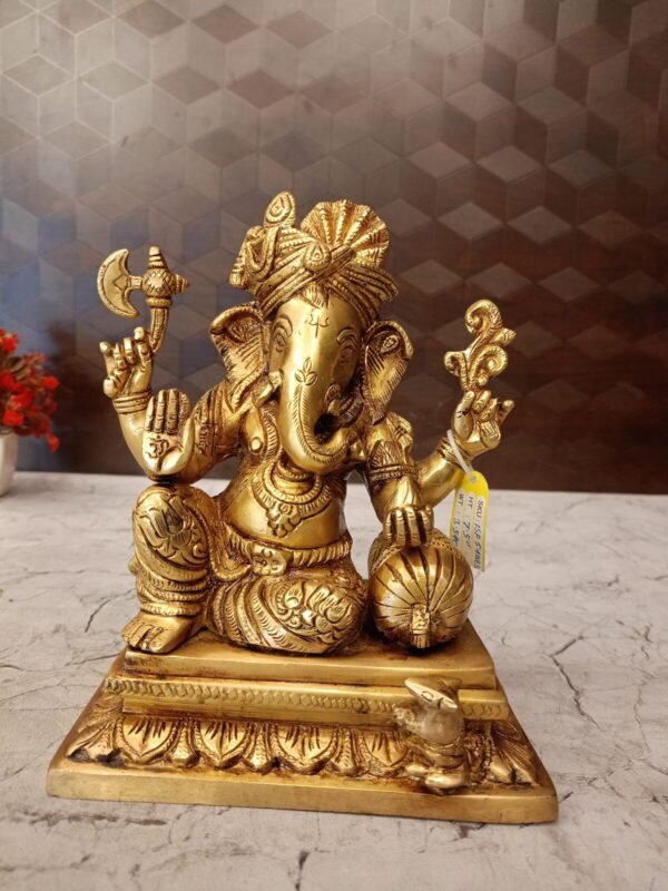 Brass Turban Ganesha on Sofa Wholesale dealer VGO BRASS