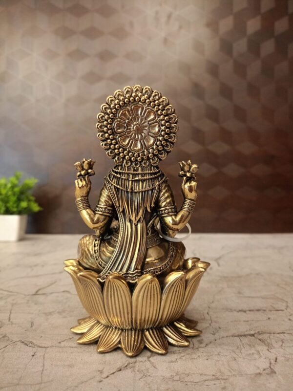 Buy Brass Fine Art Mahalakshmi Idol Antique Finish Handicraft at Wholesale Market Price Coimbatore, India | 100% Pure Brass Idols Wholesale Supplier and Dealer Tamil Nadu , India - Image 3