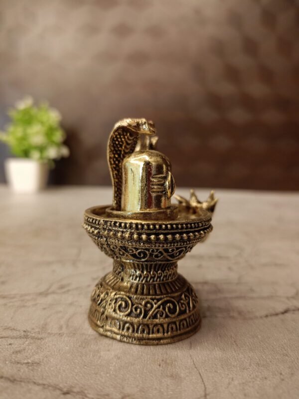 Buy Brass Fine Art Shiva Lingam Idol Antique Finish Handicraft at Manufacturer Price Palaghat, India | 100% Pure Brass Idols Wholesale Supplier and Dealer, Kerala - Image 3
