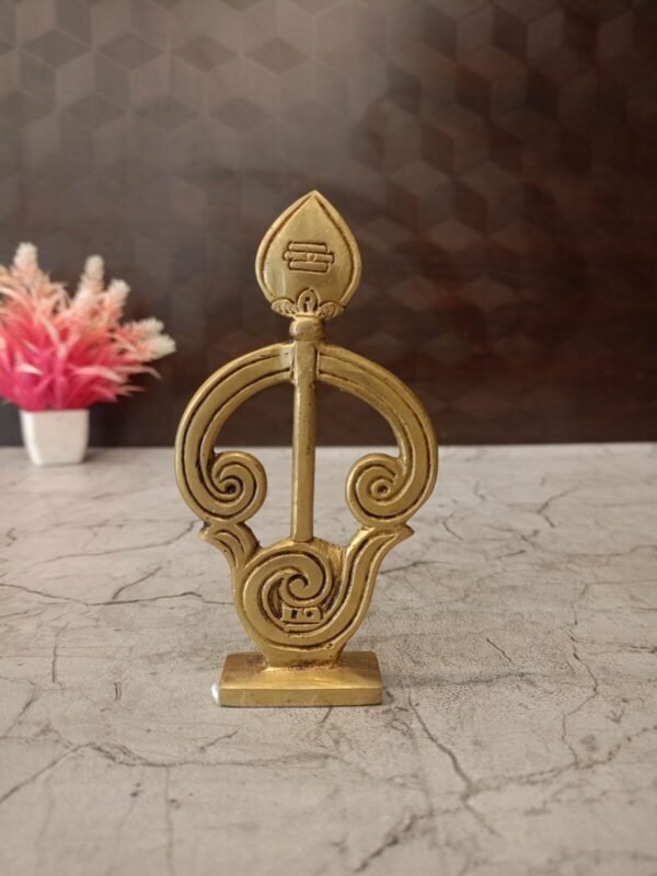 Brass Om Vel Idol