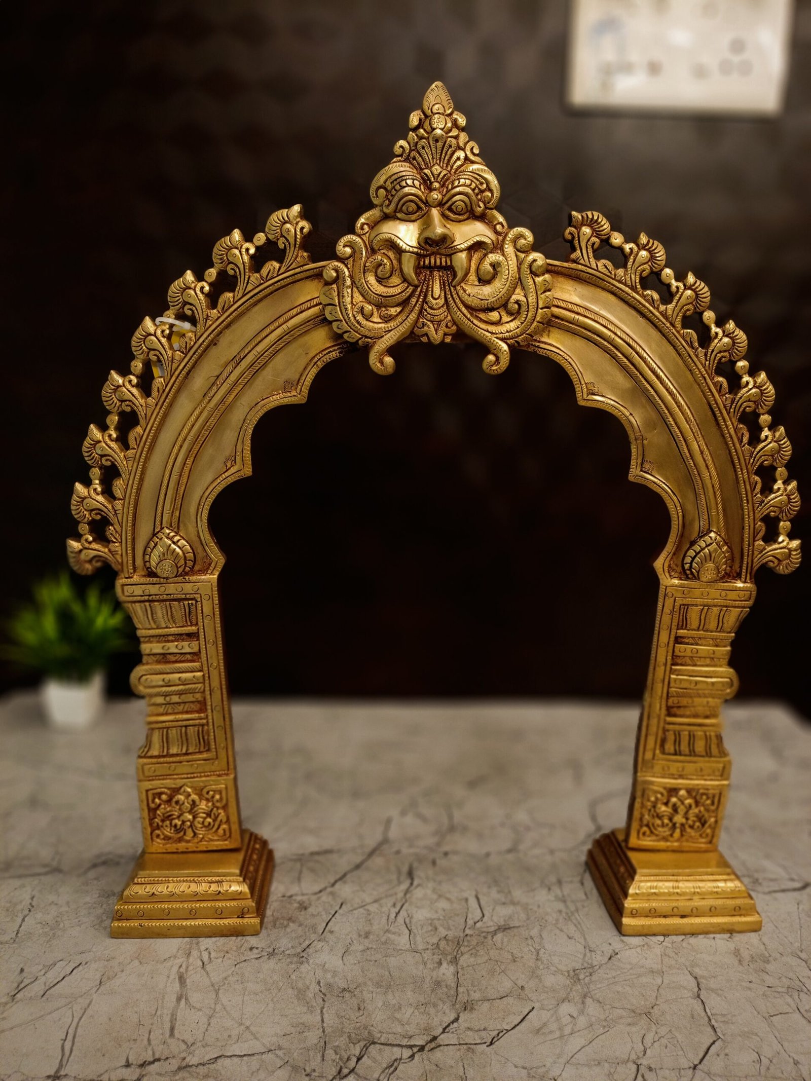 Brass Thiruvachi – 22” - Image 3